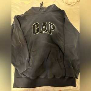 men’s vintage gap sweatshirt size medium!